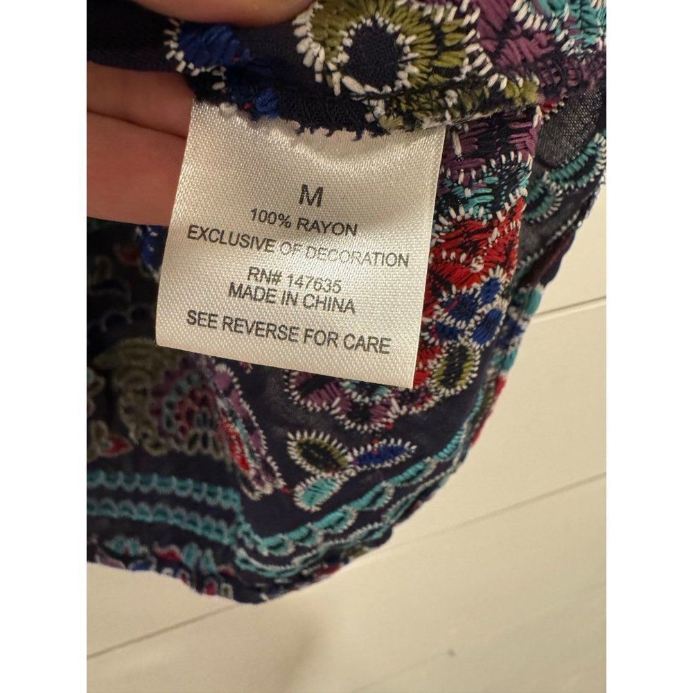 Romeo & Juliet Couture Cropped Off the Shoulder Boho Heavily Embroidered Top Med - Picture 5 of 6